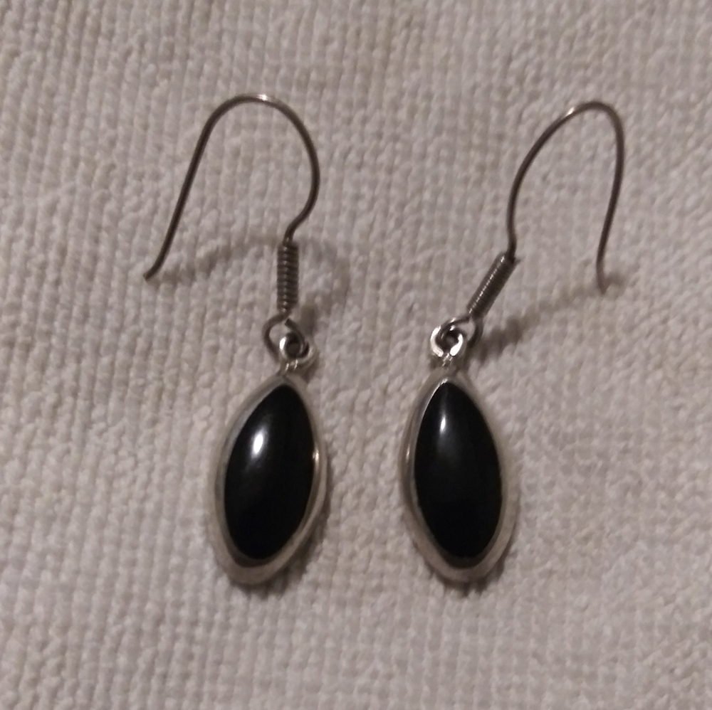 Silver and Onyx hanging earrings